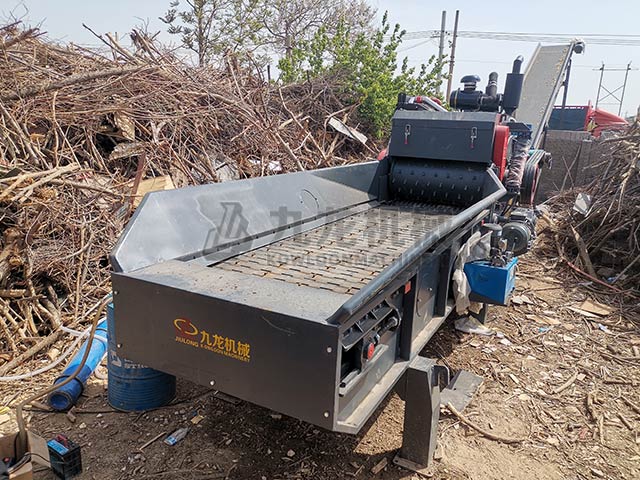 新鄉(xiāng)柴油綜合破碎機現(xiàn)場